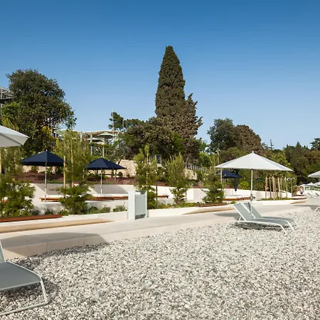 Lone By Maistra Collection Hotel