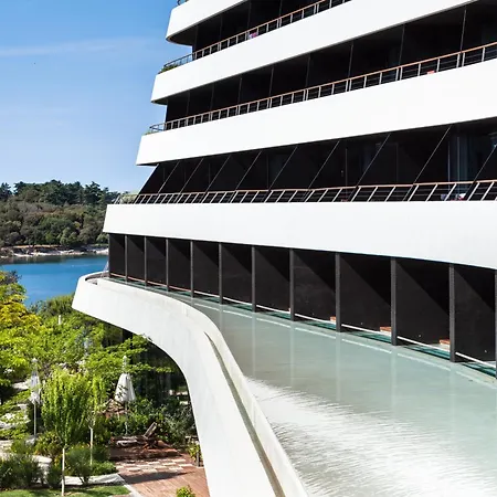 Lone By Maistra Collection 5*