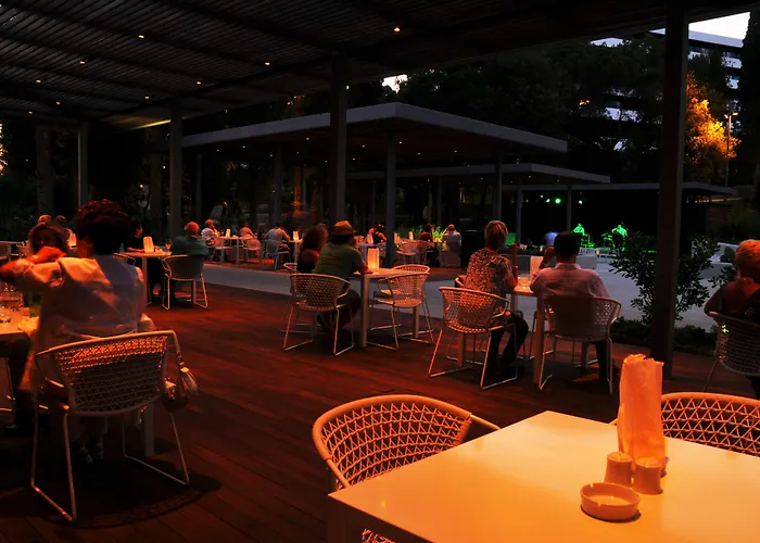 Lone By Maistra Collection 5*