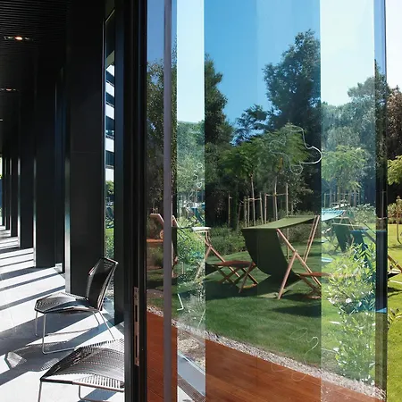 Lone By Maistra Collection