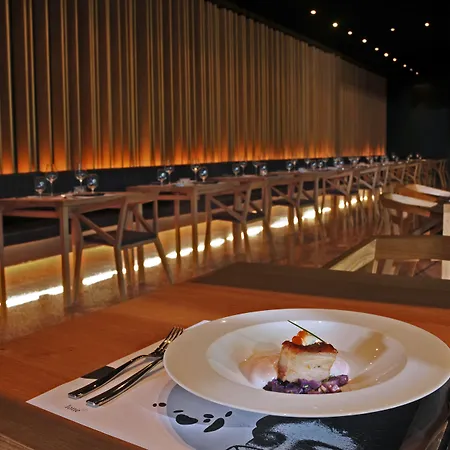 Lone By Maistra Collection