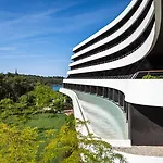 Lone By Maistra Collection Hotel